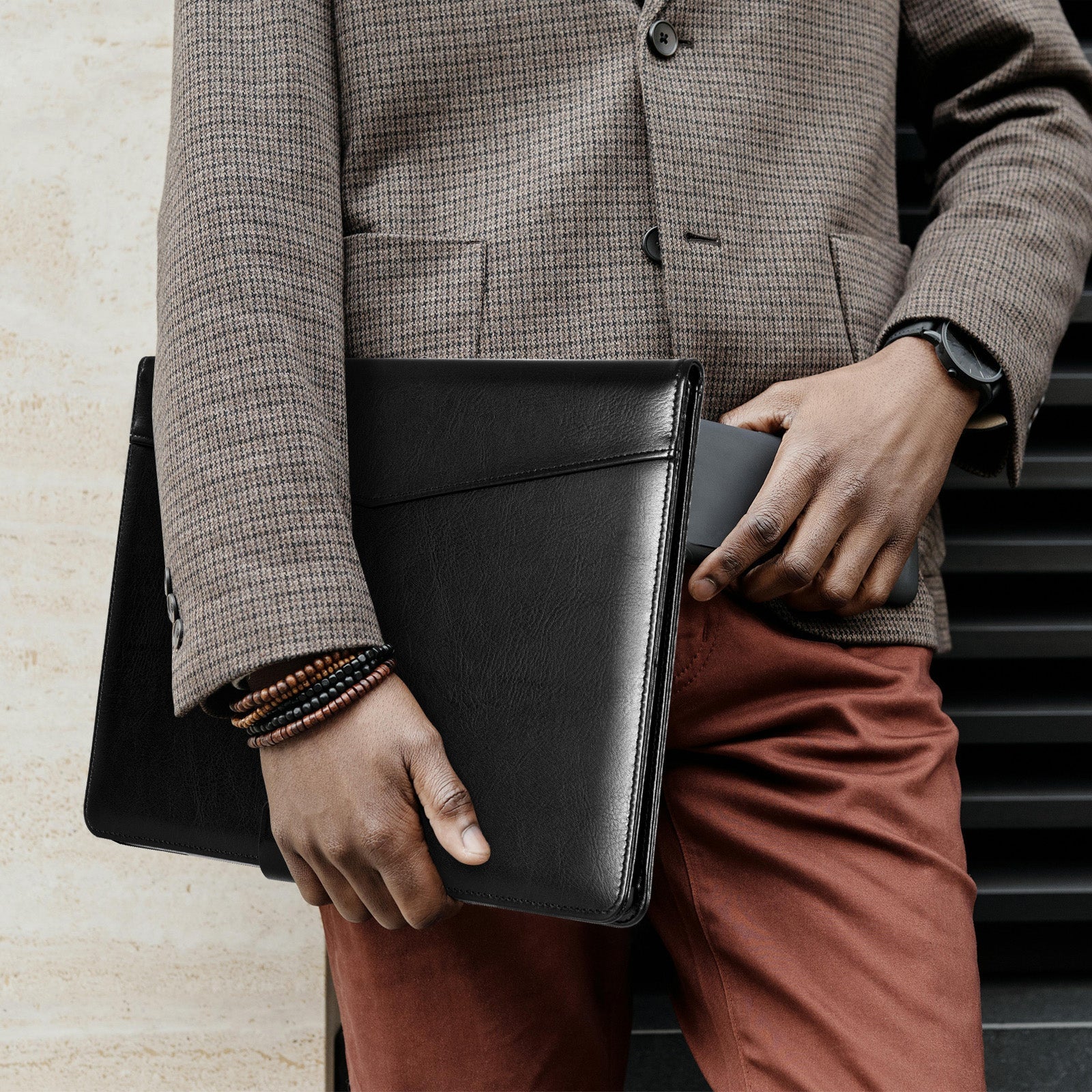 Essentials Leather reMarkable Pro-Edge#Color_Black