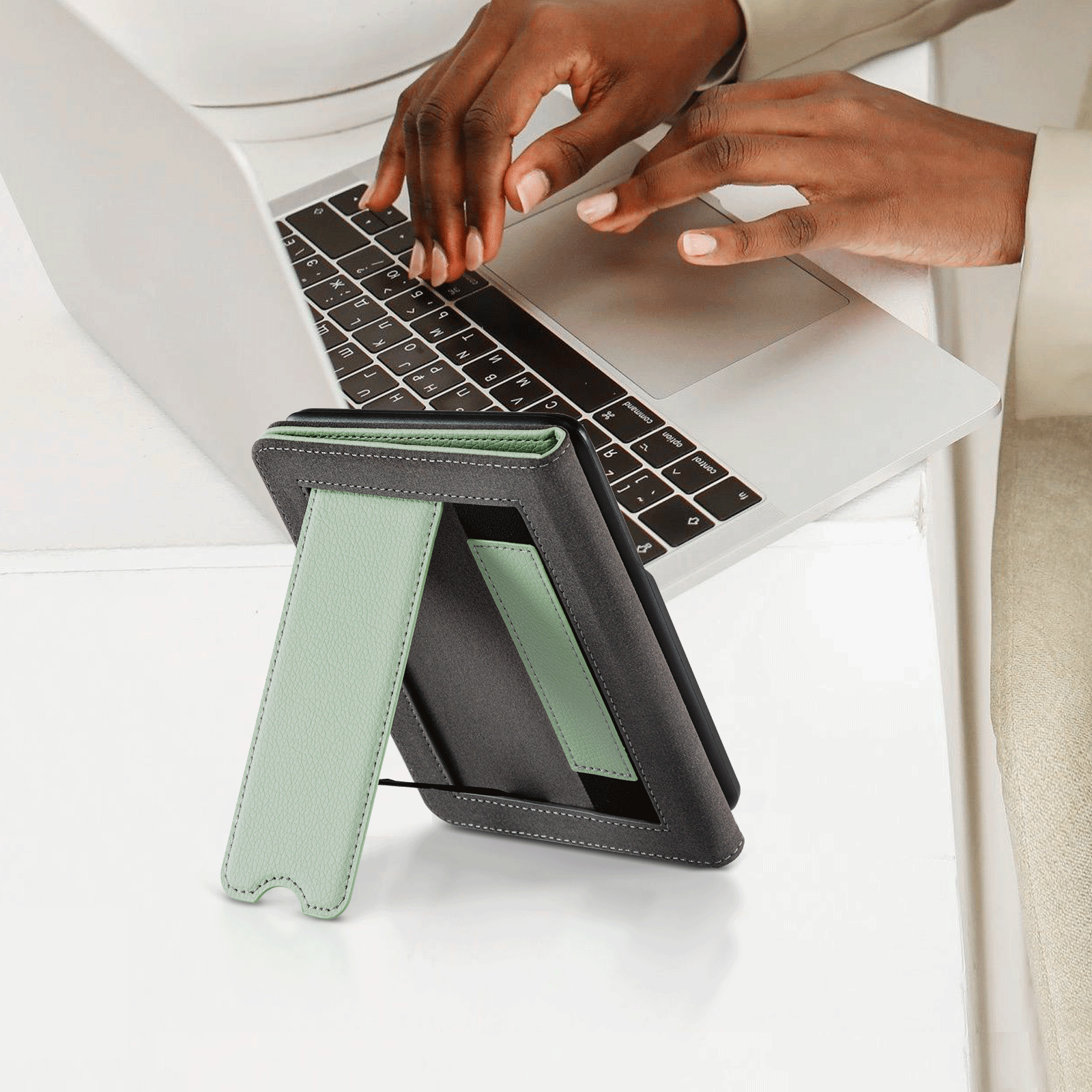 Kindle (2022/2024 6 Inch) Wireless Charging Case#Color_Sage Green