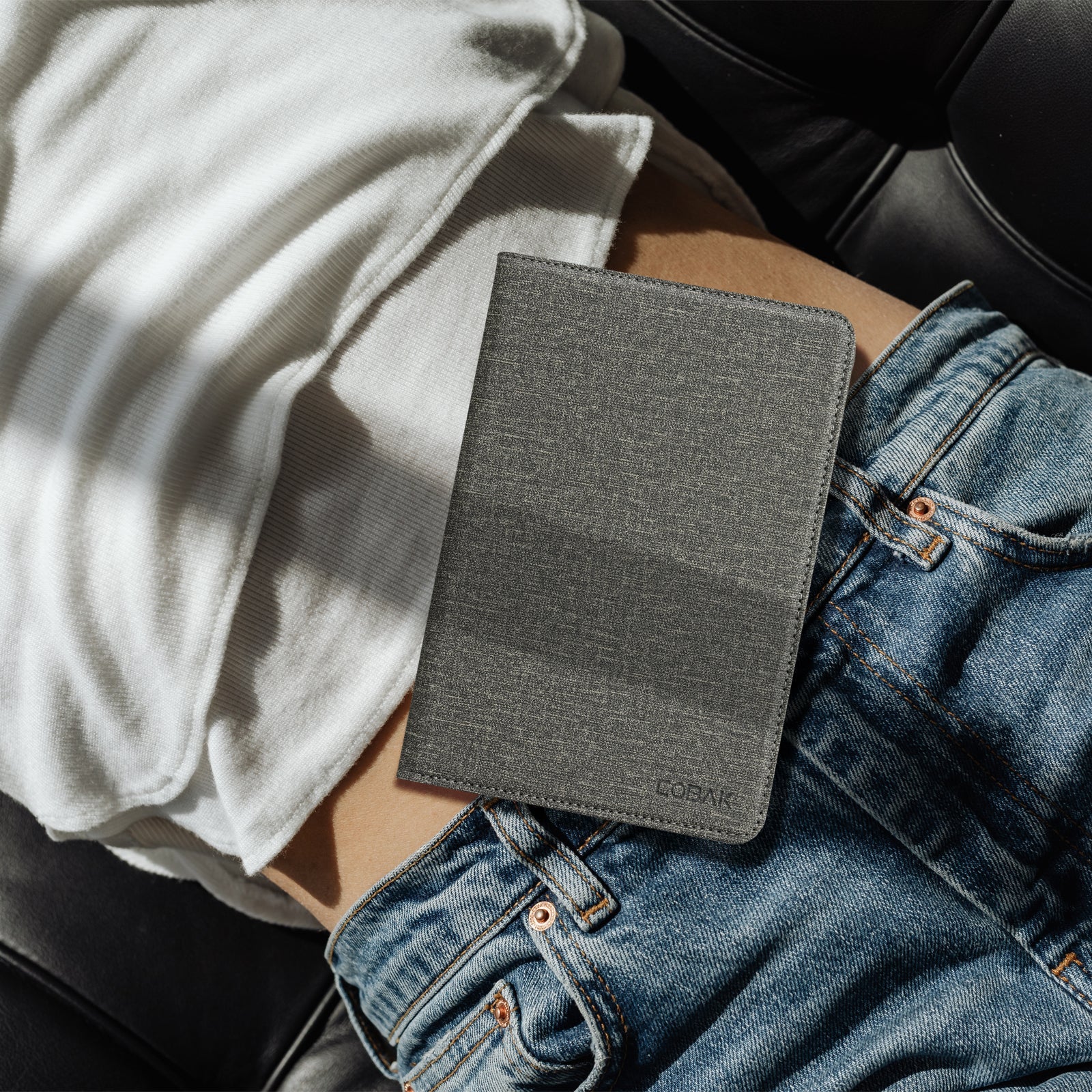 Kindle Basic (2022/2024 6 INCH) Case With Stand#Color_Fabric Gray