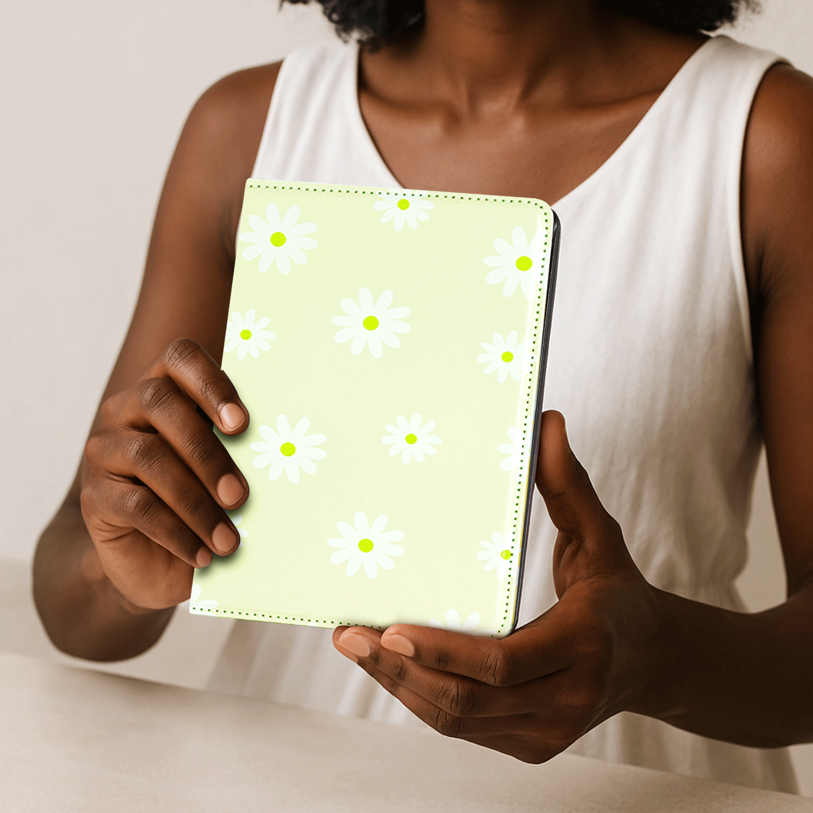 Kindle Paperwhite 12th Gen (2024 7 inch) stand-Prints Case#Color_Little Daisy