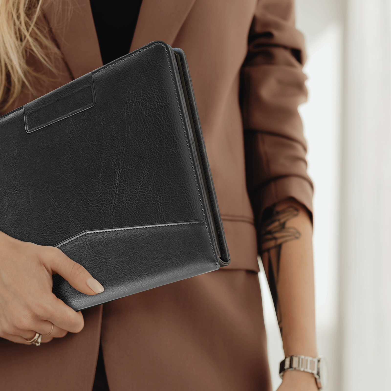 Kindle Scribe (2022/2024 10.2 Inch) Folio Case#Color_Cowhide Black