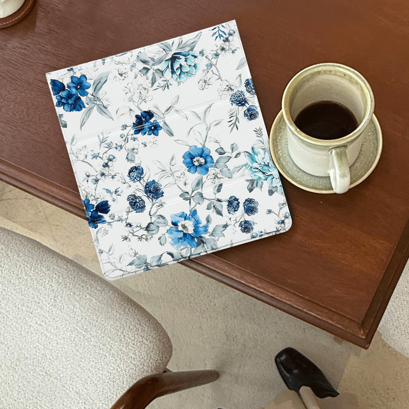 Eden Blue Floral Kindle Scribe 10.2 Inch Folio Case
